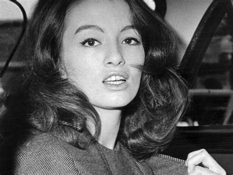 Model In Britains Sex And Spy Profumo Scandal Dies At 75 Canoecom