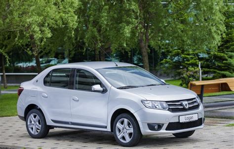 Sprawdź ofertę samochodów dostępnych od ręki. Dacia Logan 10th anniversary edition launched