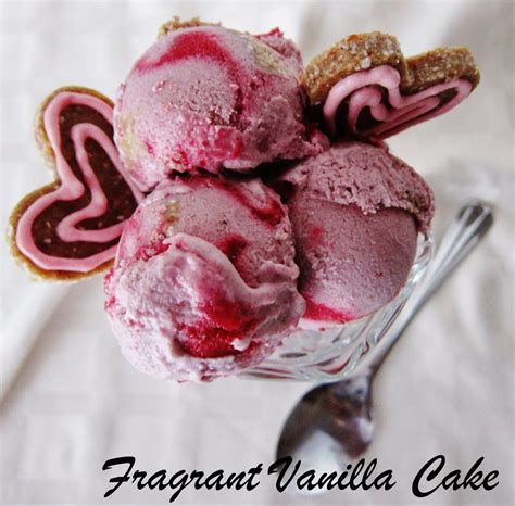 Raw Love Berry Ice Cream Fragrant Vanilla Cake