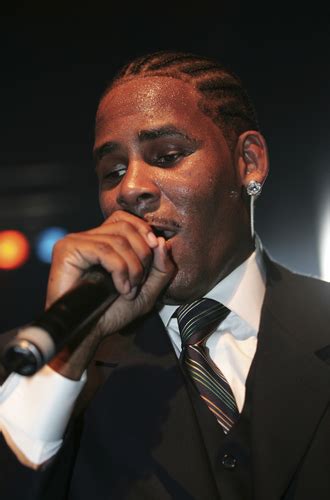 Kelly has not only been active in his singing career but also in his production career. R. Kelly Net Worth - TheRichest