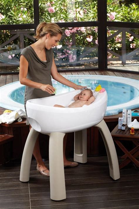 Most care providers agree that tub baths are safe immediately following delivery. MagicBath: A Innovative Baby Bath | Home Design, Garden ...