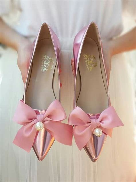 Top 10 Most Gorgeous Bridal Shoes In 2020 Fancy Shoes Pretty Shoes