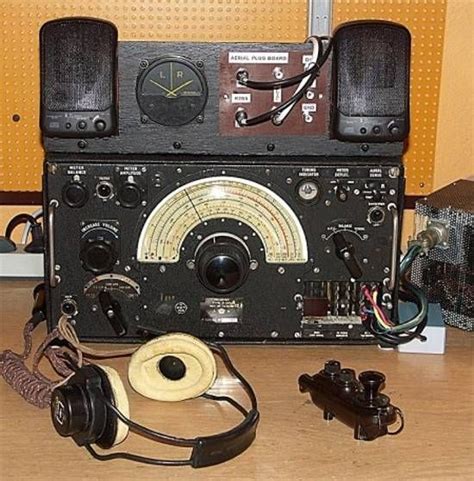 R1155 Wartime Aircraft Radio Ham Radio Antique Radio Vintage Radio