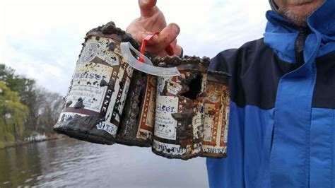 Wisconsin Fishing Buds Reel In 60 Year Old 6 Pack Of Beer Abc News