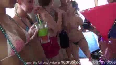 Bikini Flashing And Nude Sunbathing Party Girls On Vacation On Missouri Lake HD XXX Tube