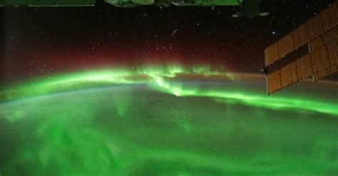 Astronauts Take In Spectacular Northern Lights From Space Cbs San