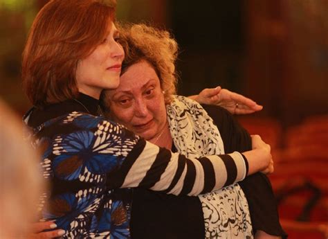 She is an actress, known for diabólicos herdeiros (1971), antônio maria (1968) and o resto é silêncio. Emocionada, Beth Goulart se declara ao pai: "Era um ...