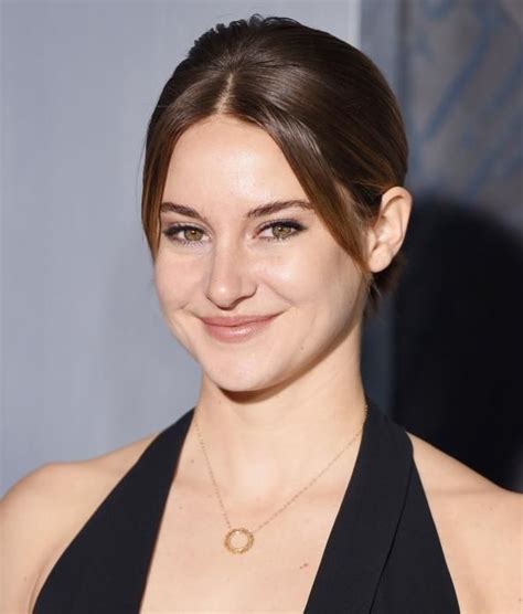 Heres How To Make Your Own Deodorant Like Shailene Woodley Make Your