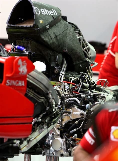 Subscribe to the ferrari newsletters. Scuderia Ferrari SF70H - Page 48 - F1technical.net