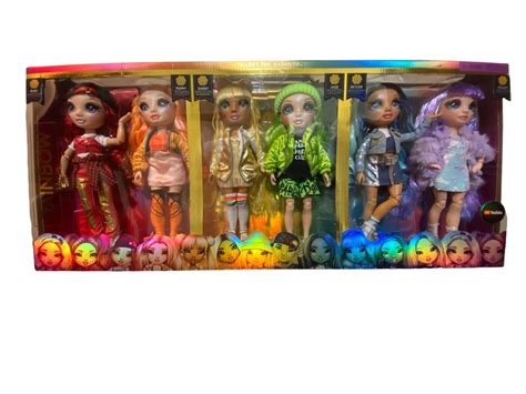 Rainbow High Original Fashion Doll Playset 30 Pieces 6 Pack Dolls Set