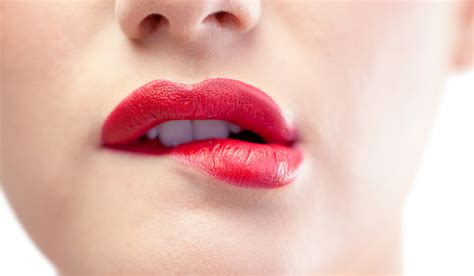 6 Pasos Para Conseguir Unos Labios Rojos Perfectos Salud Y Belleza