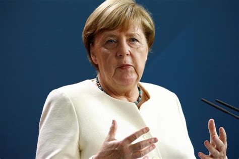 Merkel Und Seehofer Planen Aufnahme Von 1500 Geflüchteten
