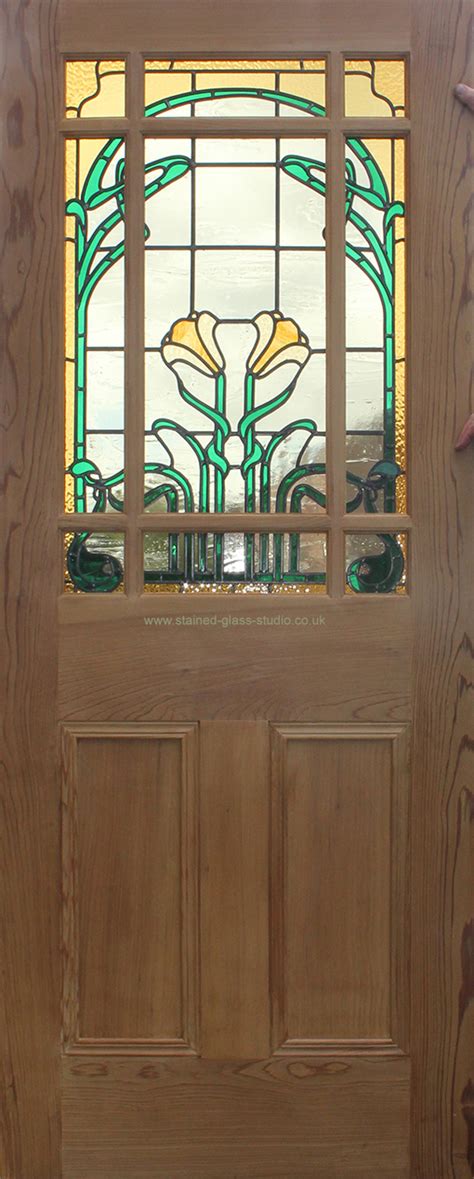 Whether you need kitchen cabinet doors or bathroom cabinet doors, we have a variety of styles. Old doors and stained glass doors for sale