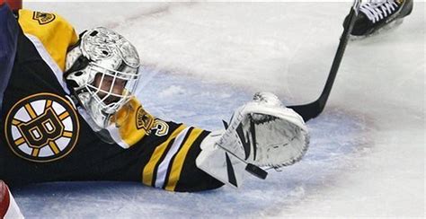 Boston Bruins Goalie Tim Thomas Playoff Shutout Streak Snapped In Game