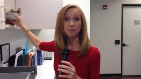 Cnn Reporters Video Of Her Layoff Goes Viral