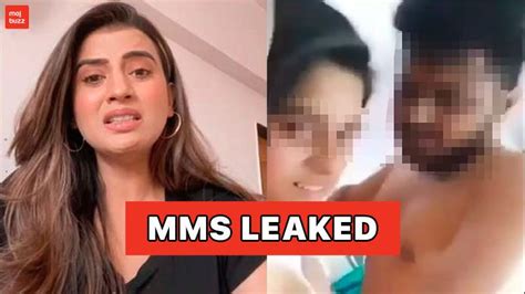 Bhojpuri Star Akshara Singh S Alleged Mms Goes Viral