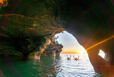 Sailing The Incredible Apostle Islands Sea Caves