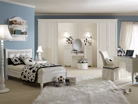 See these 20 inspiring ideas to achieve a sophisticated girl's bedroom design. Luxury Girls Bedroom Designs by Pm4 | DigsDigs
