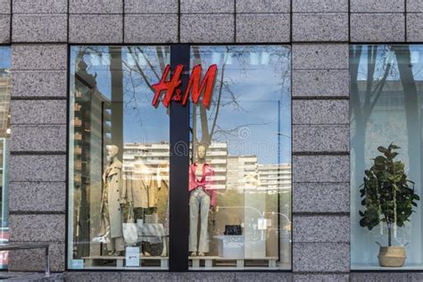 Hm Clothing Store In Barcelona Spain Editorial Stock Image Image Of