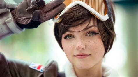 tracer cosplay telegraph