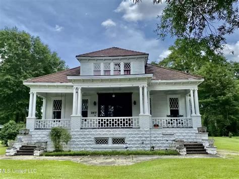 Deal Of The Day Circa 1885 Fixer Upper For Sale In Ms 98k Old House