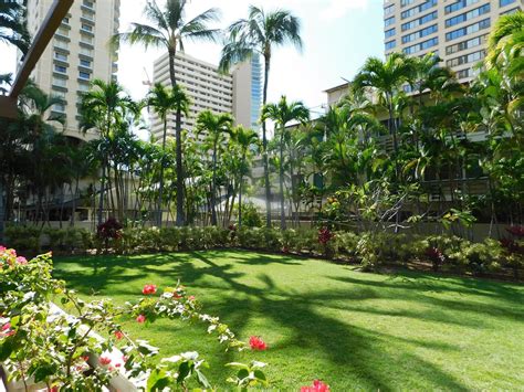 Club Wyndham Royal Garden At Waikiki Pool Pictures And Reviews Tripadvisor