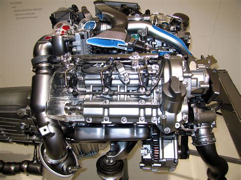 Filemercedes Benz E300 W211 Bluetech Engine 2