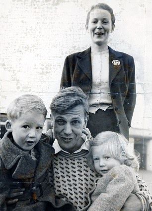 Very little is known about david's children. David Attenborough Reveals His One And Only Career Regret ...