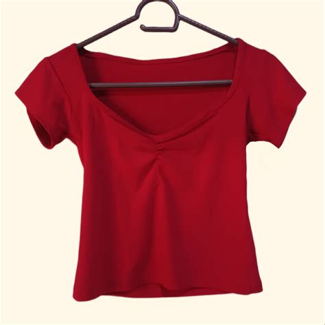 red v neck fitted top on carousell