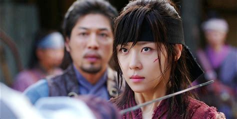 But hye jin isn't confident in her physical appearance and sends her best. Gender Bender Korean Dramas. My Top 6 List - Asian Dramas