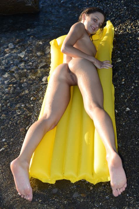Naked Skinny Dipping Fun Nudeshots