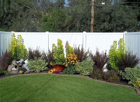 17 Best Ideas About Landscaping Along Fence On Pinterest Privacy