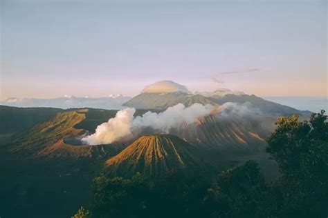 Ini 7 Gunung Berapi Tertinggi Dan Masih Aktif Yang Ada Di Indonesia