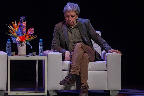 David Toscana Ganó La V Bienal De Novela Mario Vargas Llosa Por El Peso De Vivir En La Tierra
