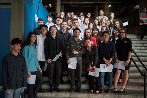 Esta empresa está operando na seguinte indústria: ETEC Getúlio Vargas