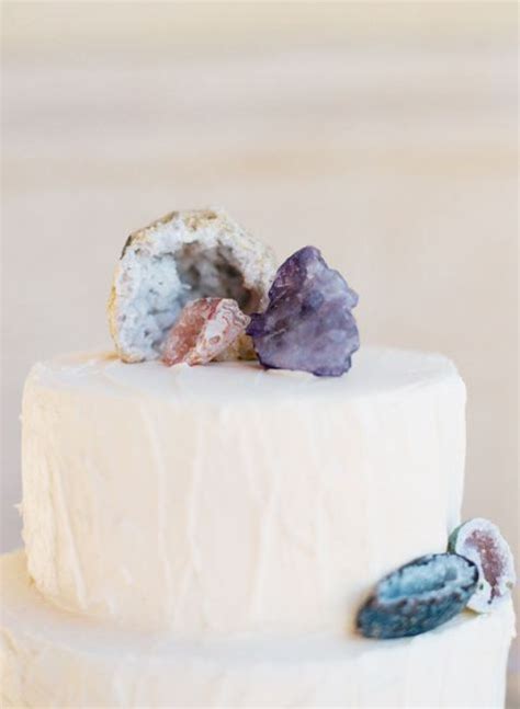 Wedding Trends We Love Geodes And Agates Wedpics Blog Geode Cake