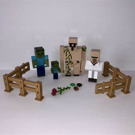 Minecraft Night Of The Zombies Figure Set Complete Iron Golem Villager