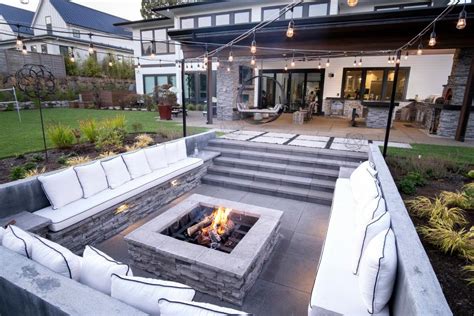 How To Construct A Sunken Fire Pit With Seating