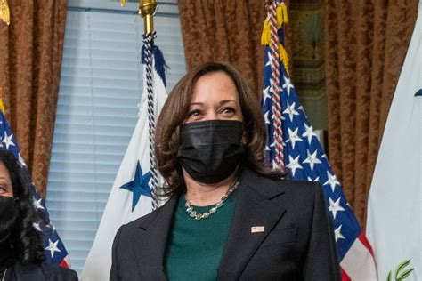 Kamala Harris Wears Green Blouse Heels And A Suit For St Patricks Day