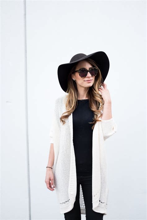 «giant cardigan maybe i should have sized down. OOTD - The Oversized Long Cardigan | La Petite Noob | A ...