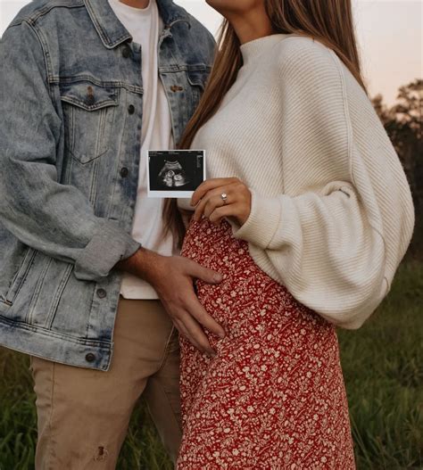 Pregnancy Announcement Pictures Maternity Pictures Baby Pictures