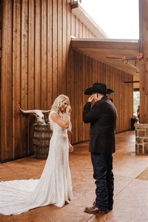 Western Wedding | Cowboy Wedding | Texas Wedding Photographer | Boho