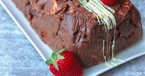 Mums Lazy Chocolate Cake Uses Three Ingredients And Takes 10 Minutes