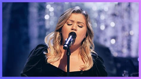 Watch The Kelly Clarkson Show Highlight All I Want For Christmas Is You By Kelly Clarkson
