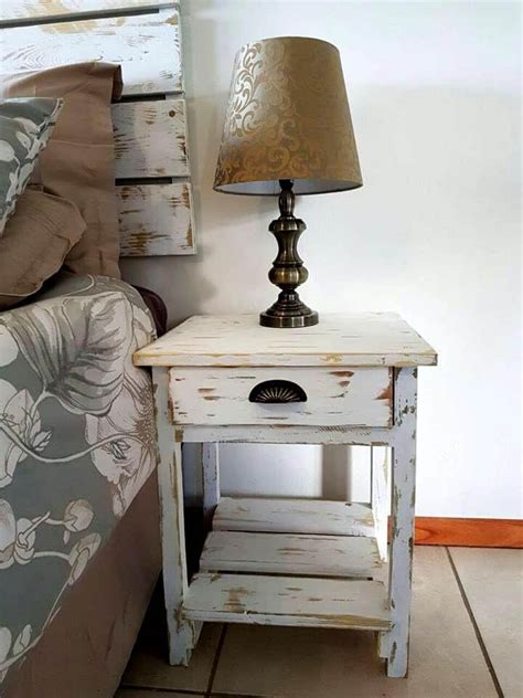 This beautiful bedside table is made of this rustic table is made from scaffolding wood and is perfect as a bedside table or small side table in the living room. Pallet Headboard and Bedside Tables - 101 Pallets