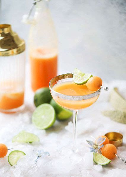 8 Nutritionist Approved Healthy Cocktail Recipes