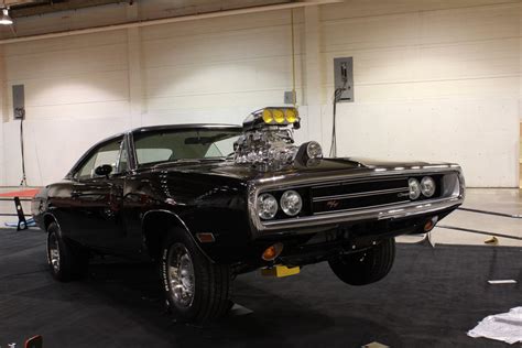 What kind of car is the dodge charger? 1970 Dodge Charger Fast And The Furious 5 - Engine Information