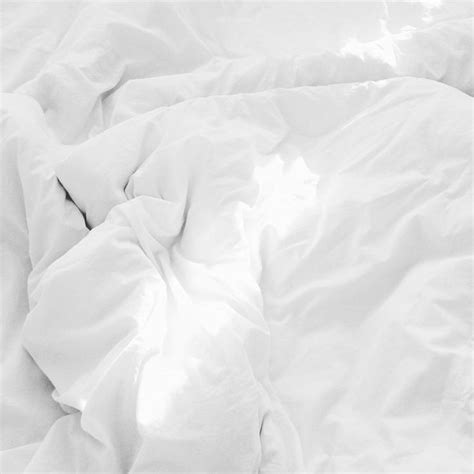 Archillect On Twitter Luxury White Bedding White Bed Set White Bedding