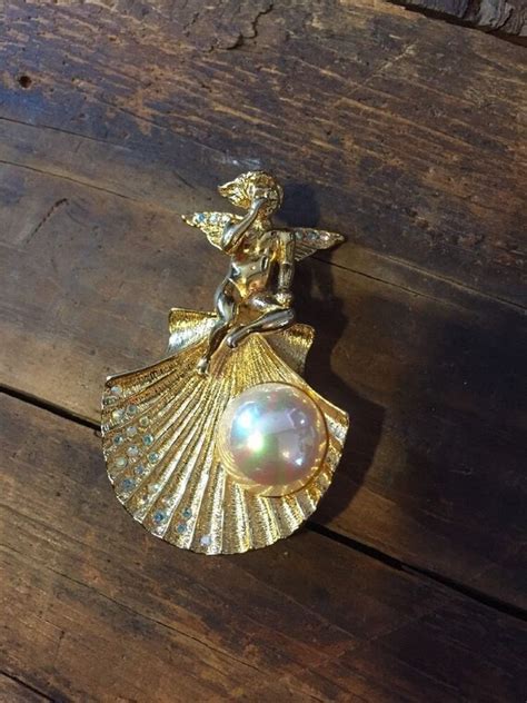 Kirks Folly Cherub Angel Shell With Pearl By Warrenexchange