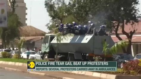 Wion Fineprint Zimbabwe Police Fire Tear Gas Beat Up Protesters World News